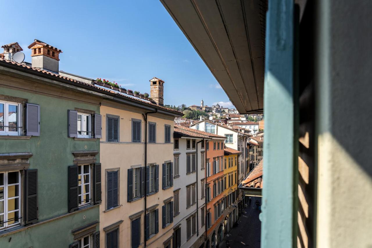 Centro Storico - Leonardo House Apartment Bergamo Luaran gambar